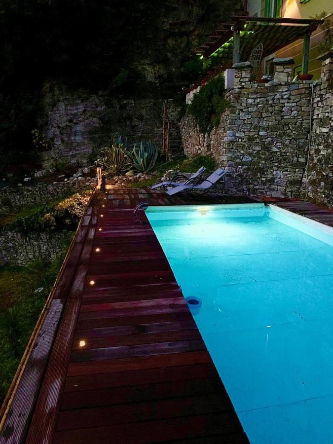 La Casa Sulla Collina Del Castello Villa Breno Buitenkant foto